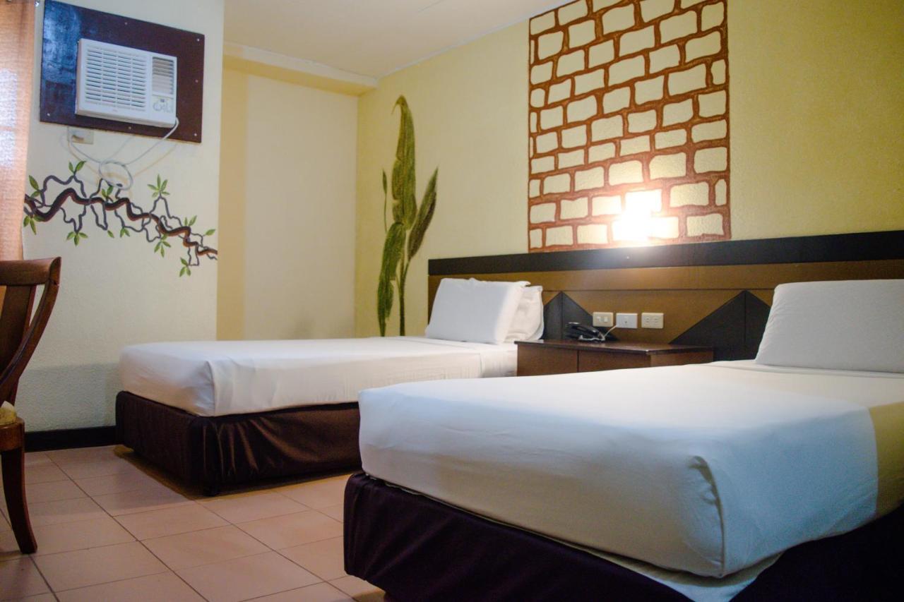 Country Village Hotel Cagayan de Oro Exterior photo