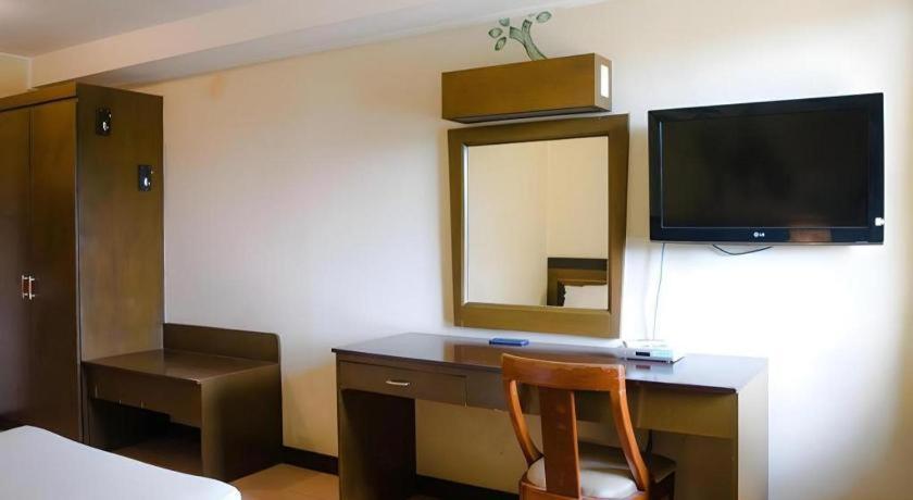 Country Village Hotel Cagayan de Oro Exterior photo