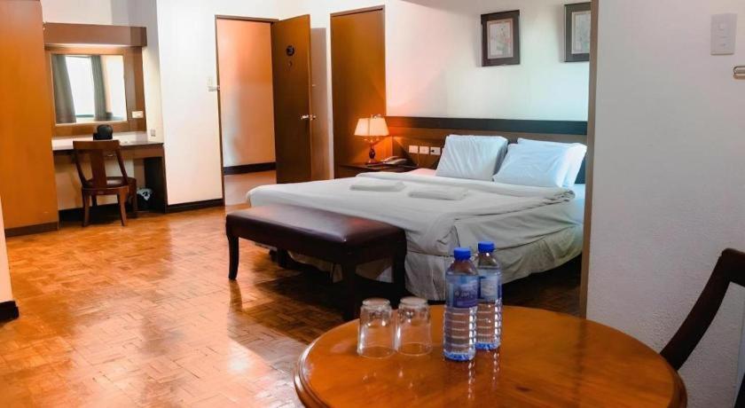 Country Village Hotel Cagayan de Oro Exterior photo