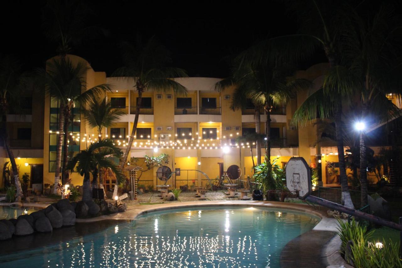 Country Village Hotel Cagayan de Oro Exterior photo