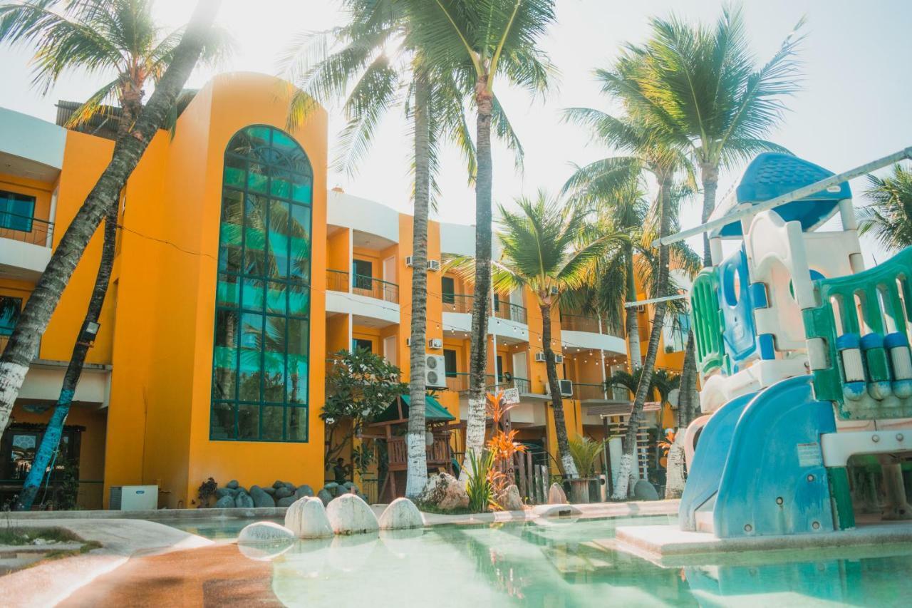 Country Village Hotel Cagayan de Oro Exterior photo